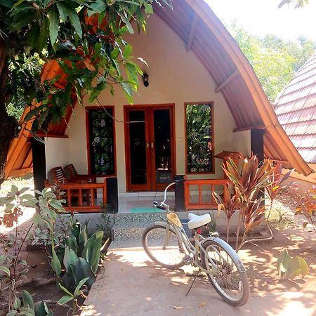 Florine'S Garden Hotel Gili Air Exterior foto