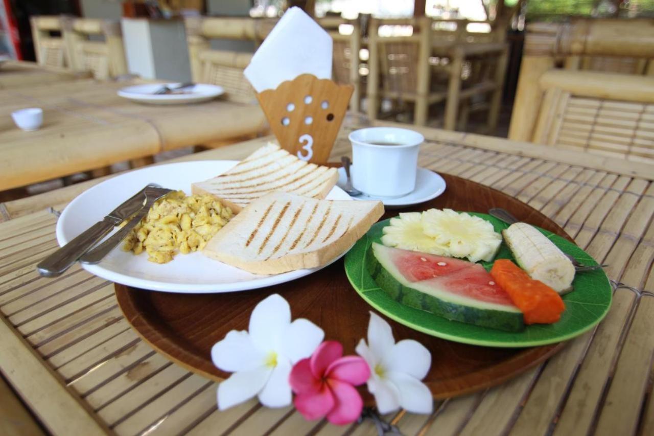 Florine'S Garden Hotel Gili Air Exterior foto
