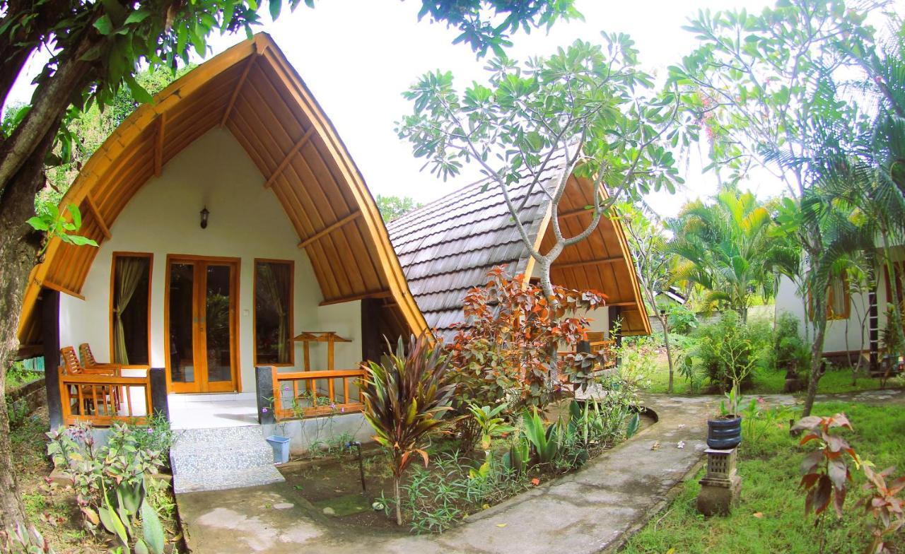 Florine'S Garden Hotel Gili Air Exterior foto