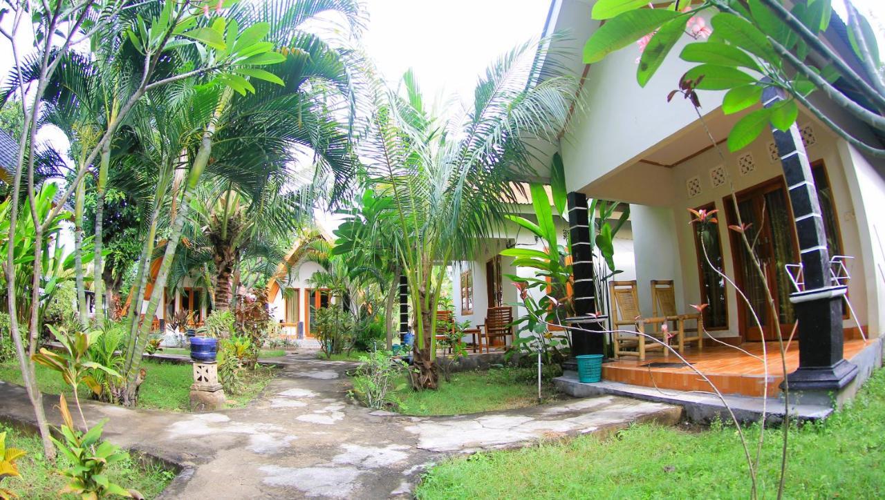 Florine'S Garden Hotel Gili Air Exterior foto