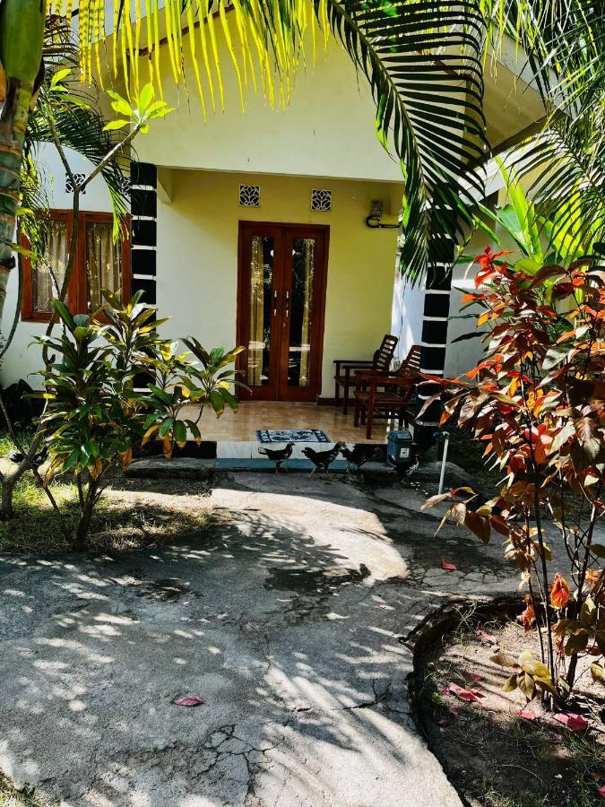 Florine'S Garden Hotel Gili Air Exterior foto