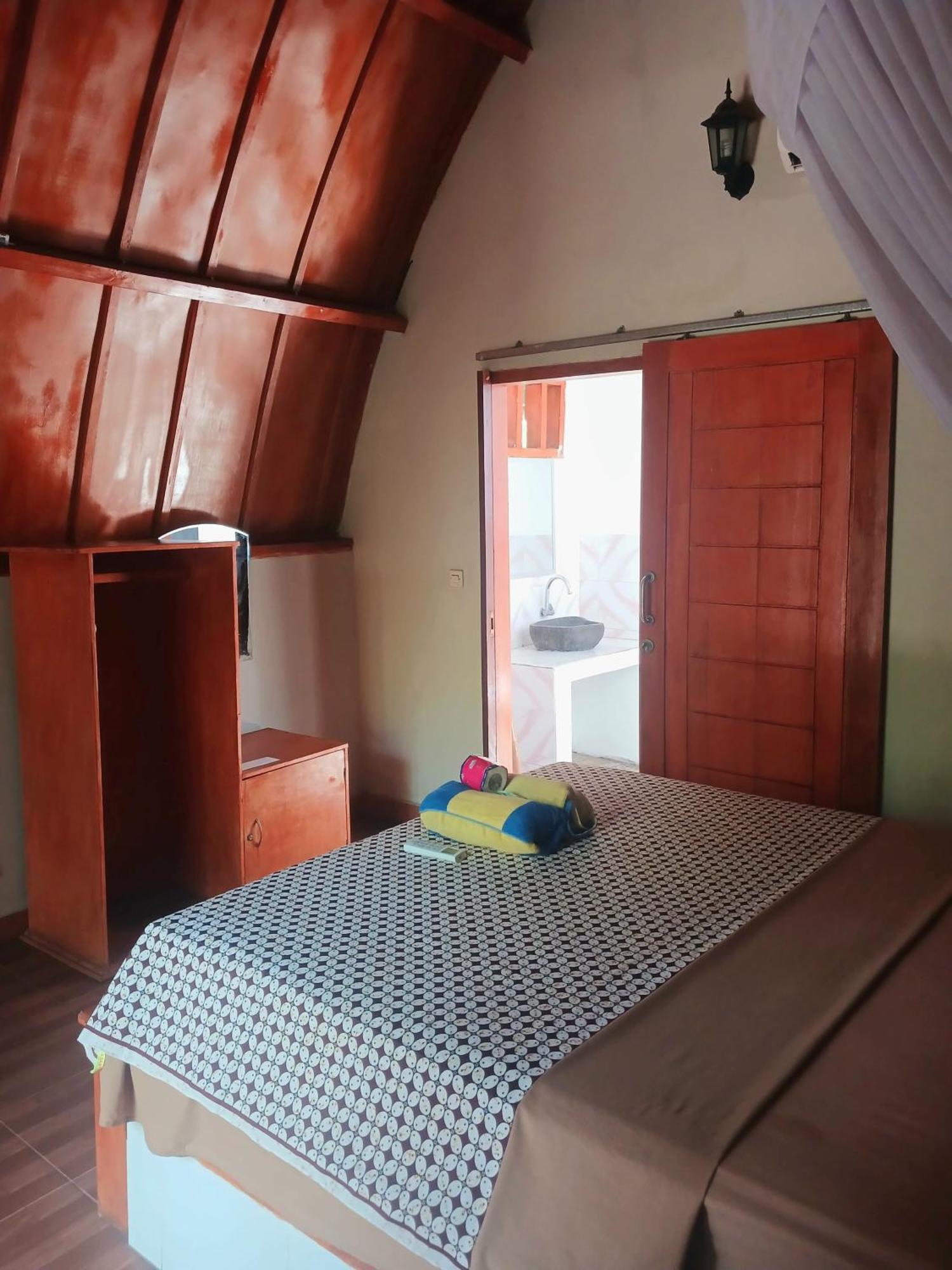 Florine'S Garden Hotel Gili Air Exterior foto